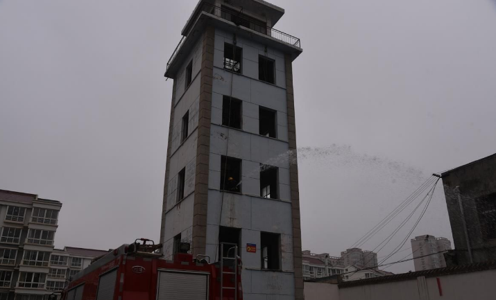 推進(jìn)微型消防站隊伍建設 